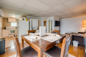 Cozy Las Vegas Casita about 3 Mi to Vegas Strip!